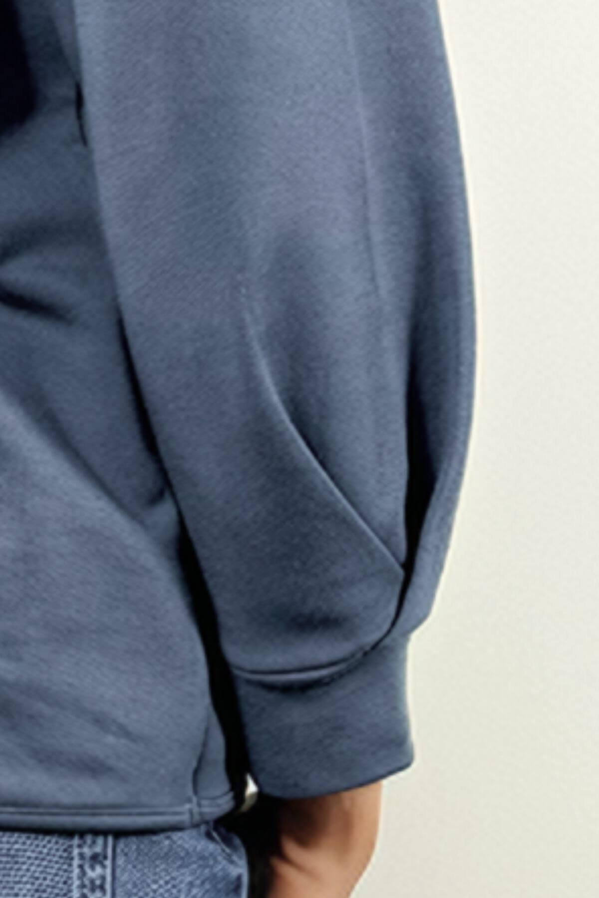 Carlotta Maine Blue sleeve pintuck detail