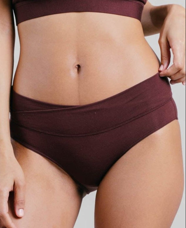 Everyday Cross Front Brief - Bitter Chocolate - Simple Wishes