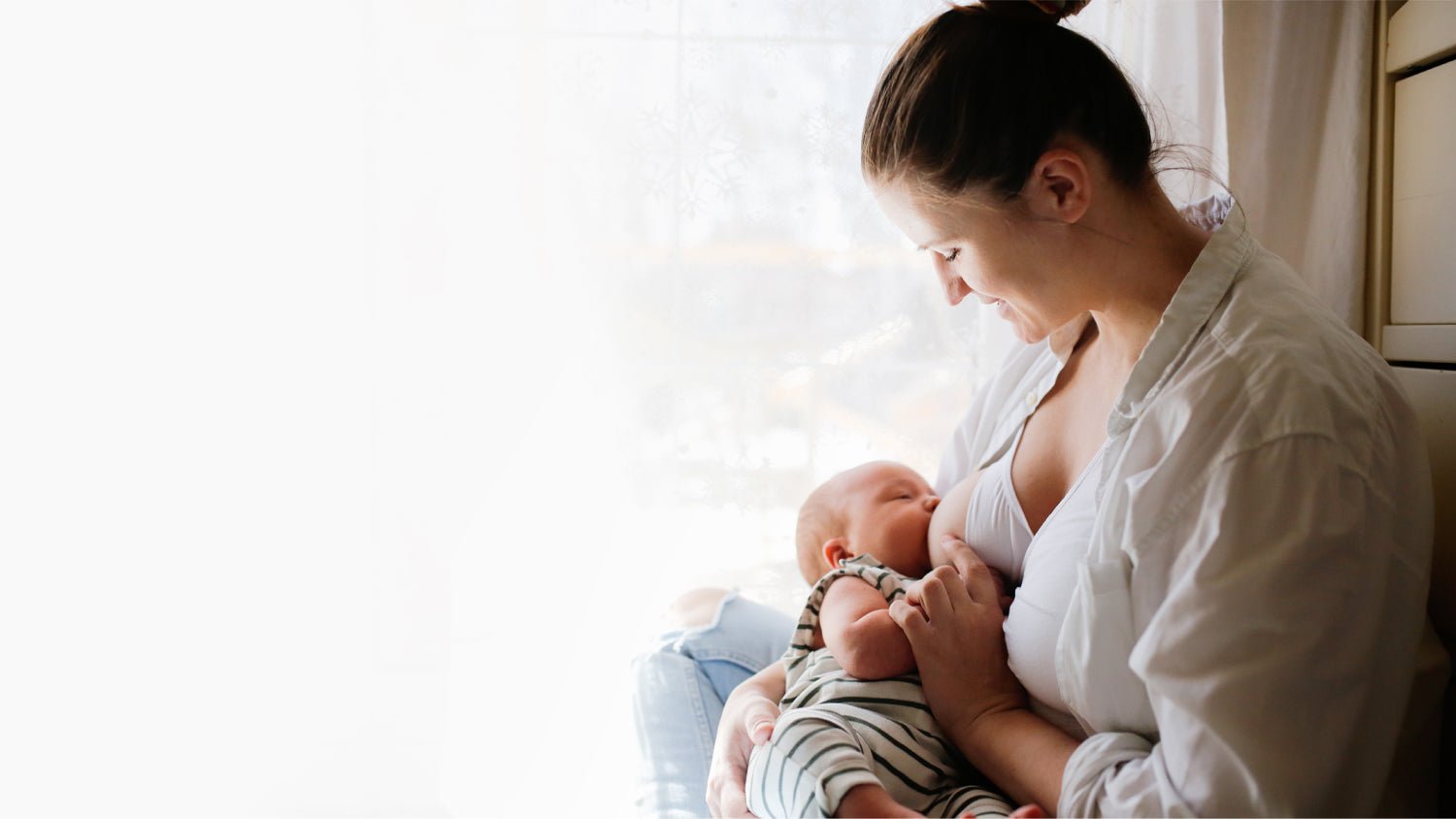 3 Reasons Every Breastfeeding Mom Needs the Right Nursing Bra - Simple Wishes