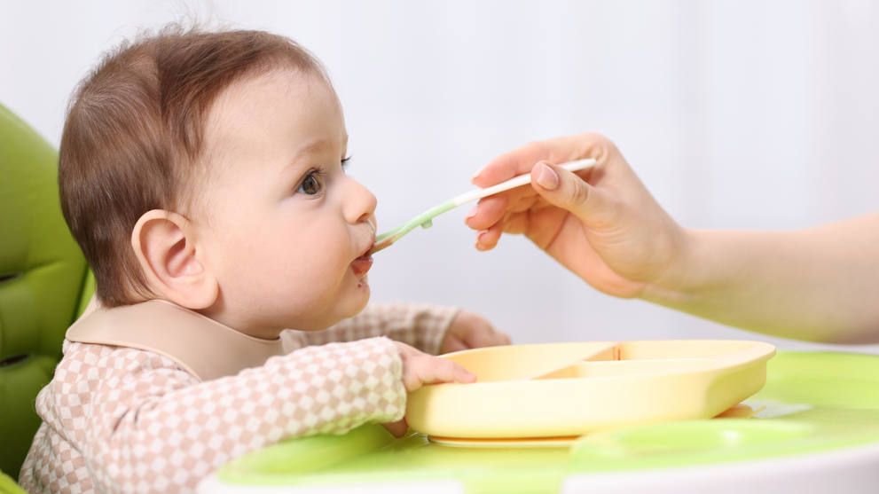Answering: When Do Babies Eat Baby Food?