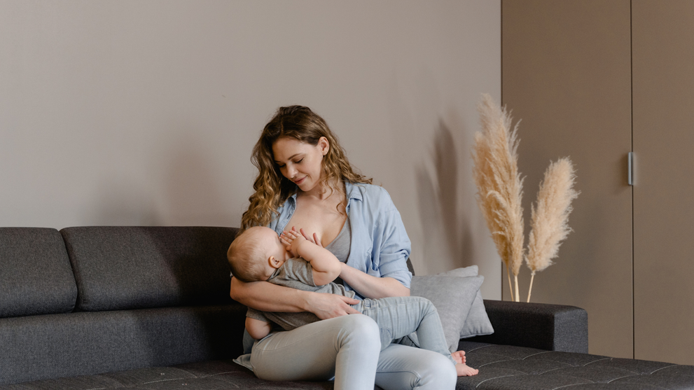 Evaluating Whether Should You Wear A Bra With Mastitis