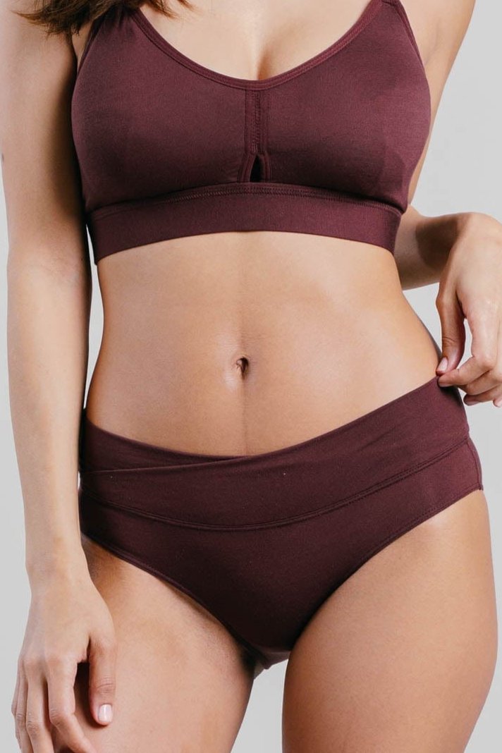 Everyday Cross Front Brief - Bitter Chocolate - Simple Wishes