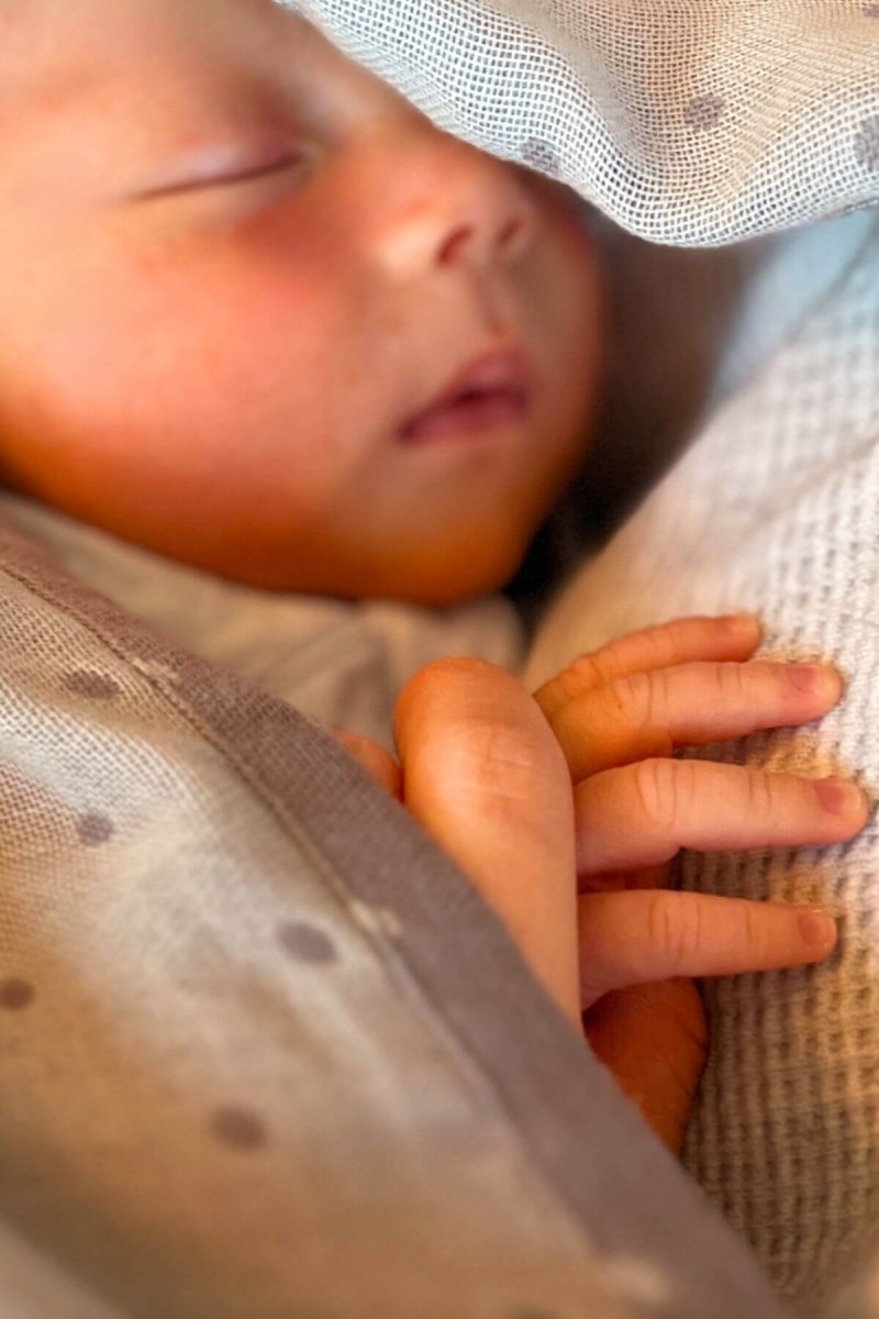 The Haven Reversible Nursing Cover - Dark/Light Grey Dots | Reversible - Simple Wishes