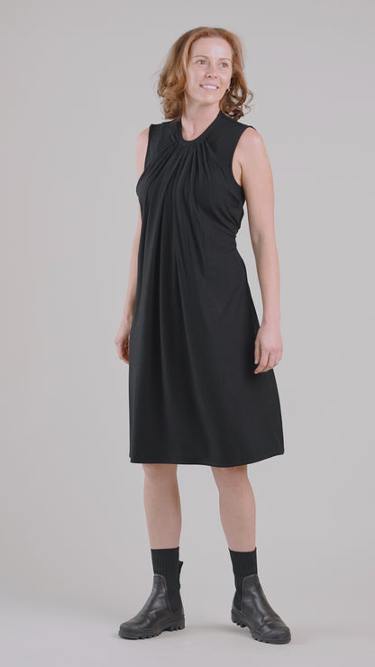Video of the Simple Wishes Lydia nursing dress in midnight black